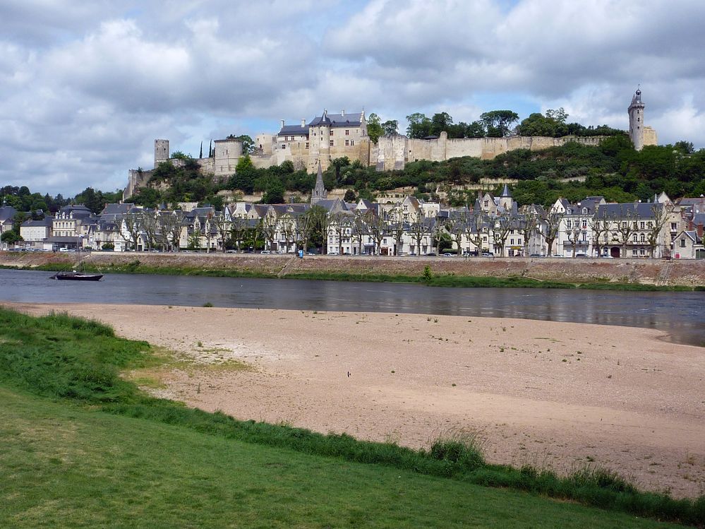 Chateau de Chinon.JPG